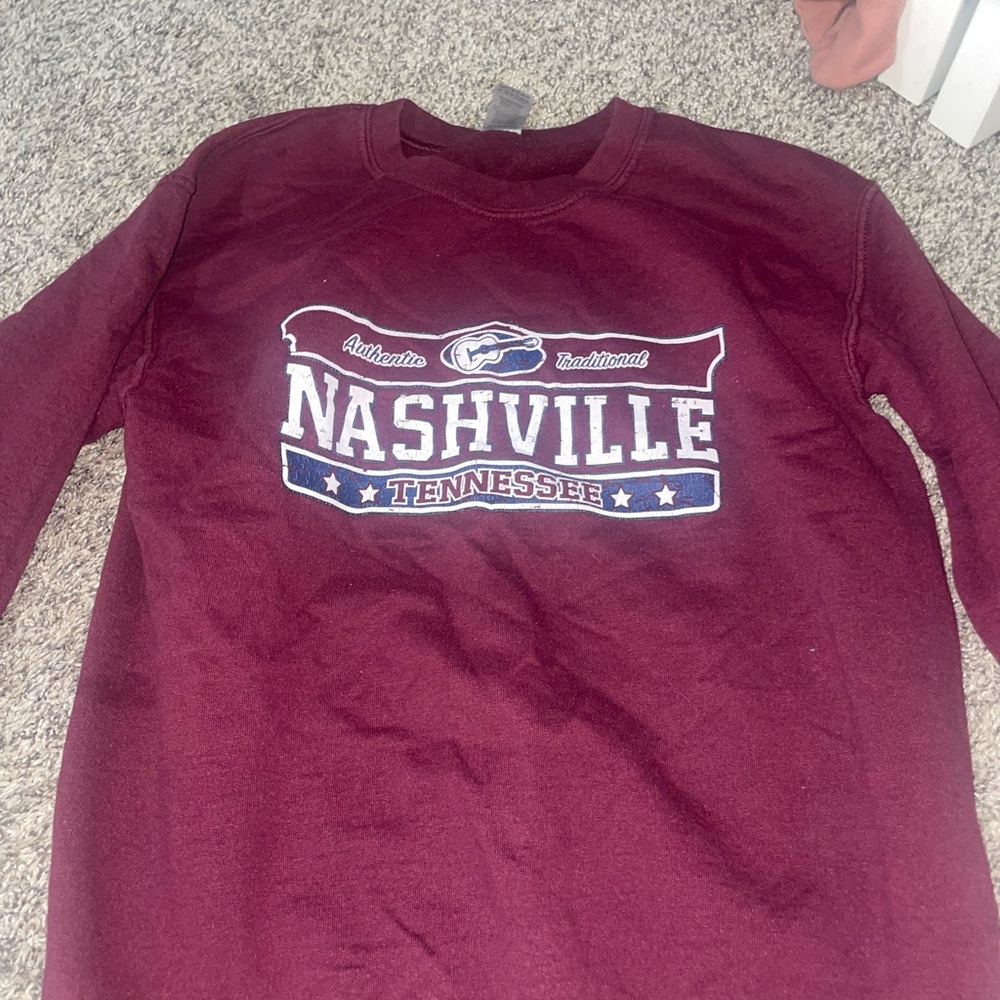 Gildan Burgundy Heavy Blend Sweatshirt
